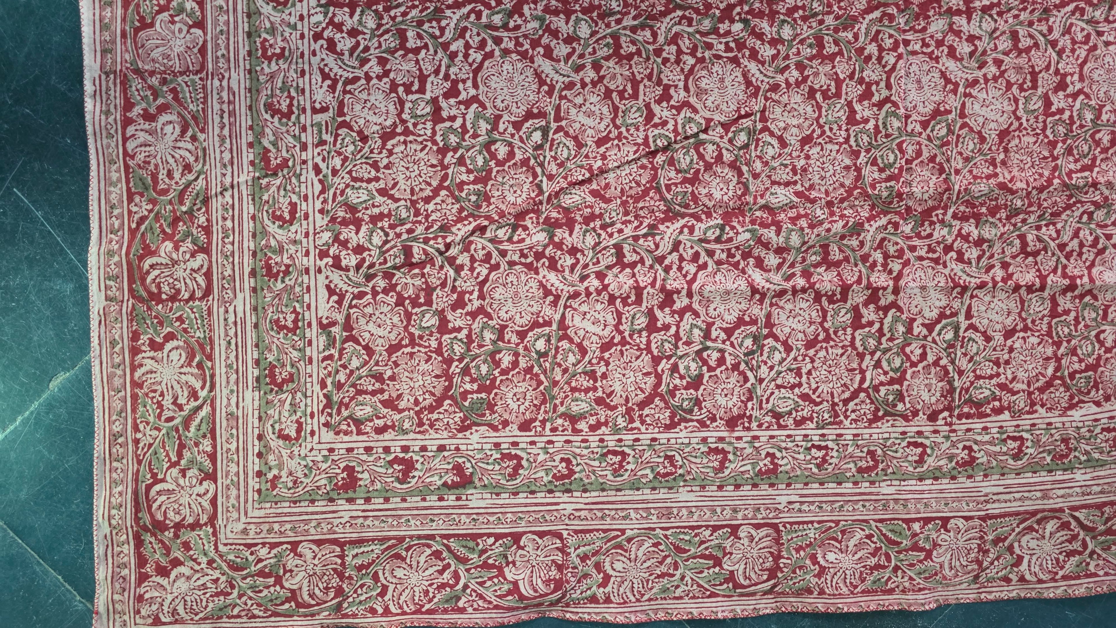 SCARVES